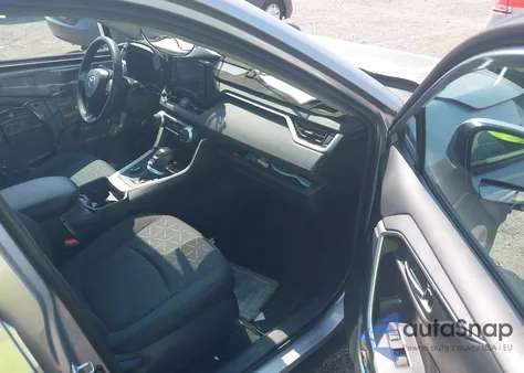 2021 Toyota Rav4 Hybrid Xle z USA, uszkodzony, nr VIN 4T3RWRFV7MU043264